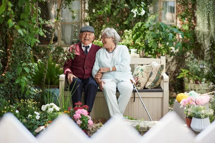 Eden Garden Bench